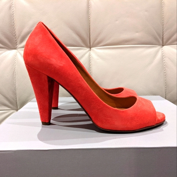 Madewell red suede peep-toe pumps, size 6 (fit is 5.5) - Picture 2 of 3